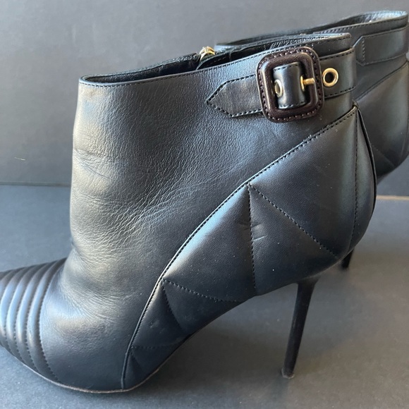 Burberry ladies ancle bots. Size 41. Black - Picture 3 of 14